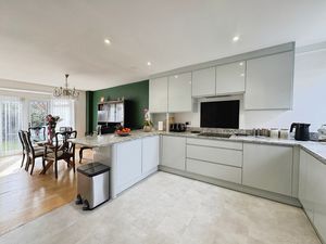 Photo 22- click for photo gallery